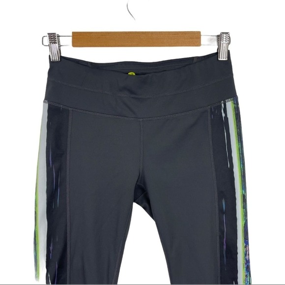 Athleta Swipe Sonar Tights Gray Leggings Small - Picture 7 of 16